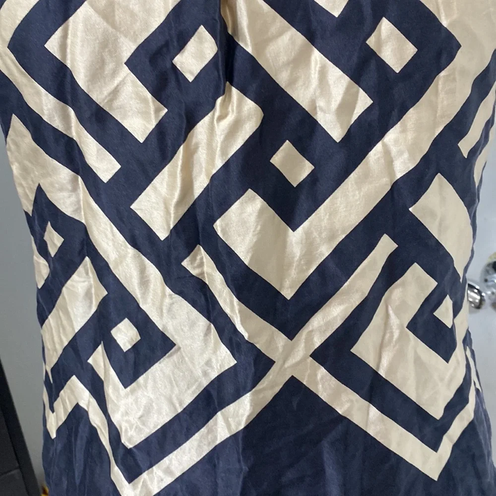 ZARA 100% SILK TOP WITH A 🎀 Detail - Picture 4 of 7